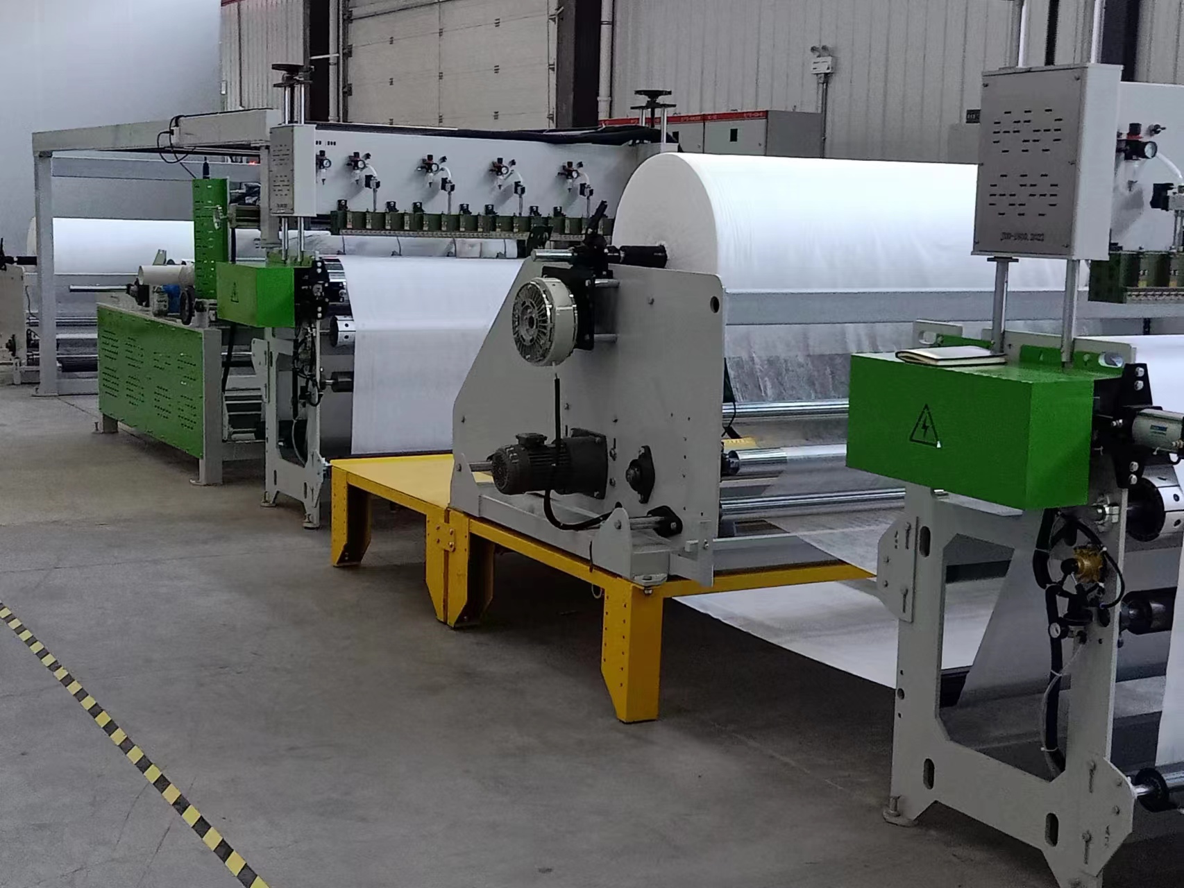 Hot Melt Spray Laminating Machine XD-PF-1800mm