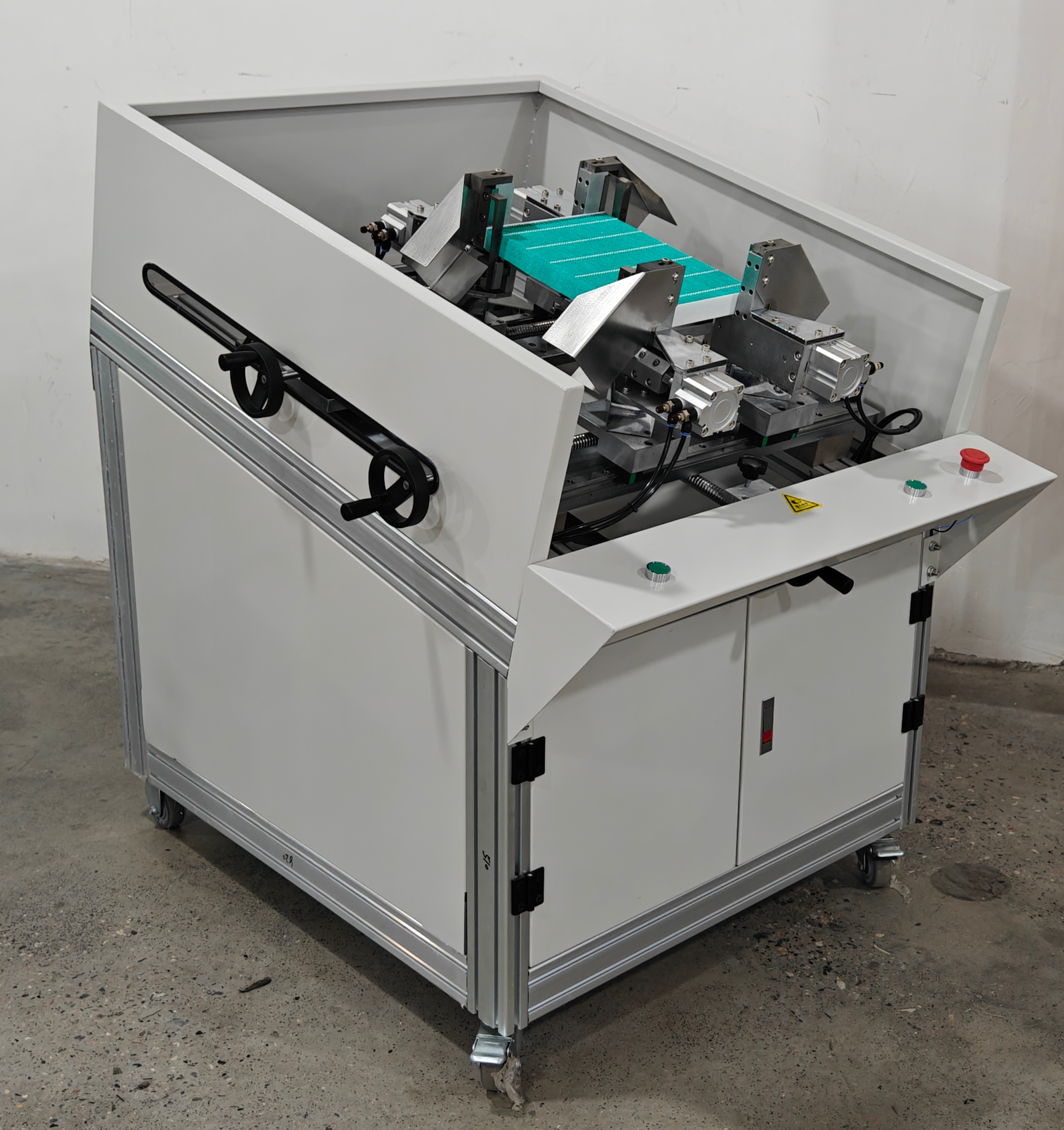 XDHX-4-800mm Automobile Filter Edge Trimming Machine